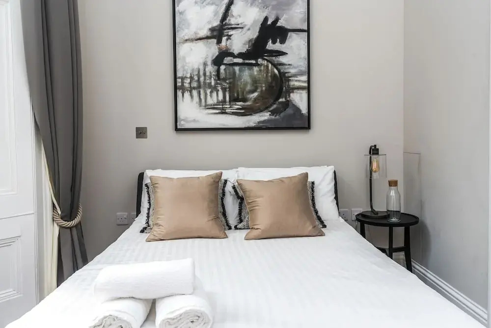 Stunning 2BD Flat Notting Hill Heart of Westend