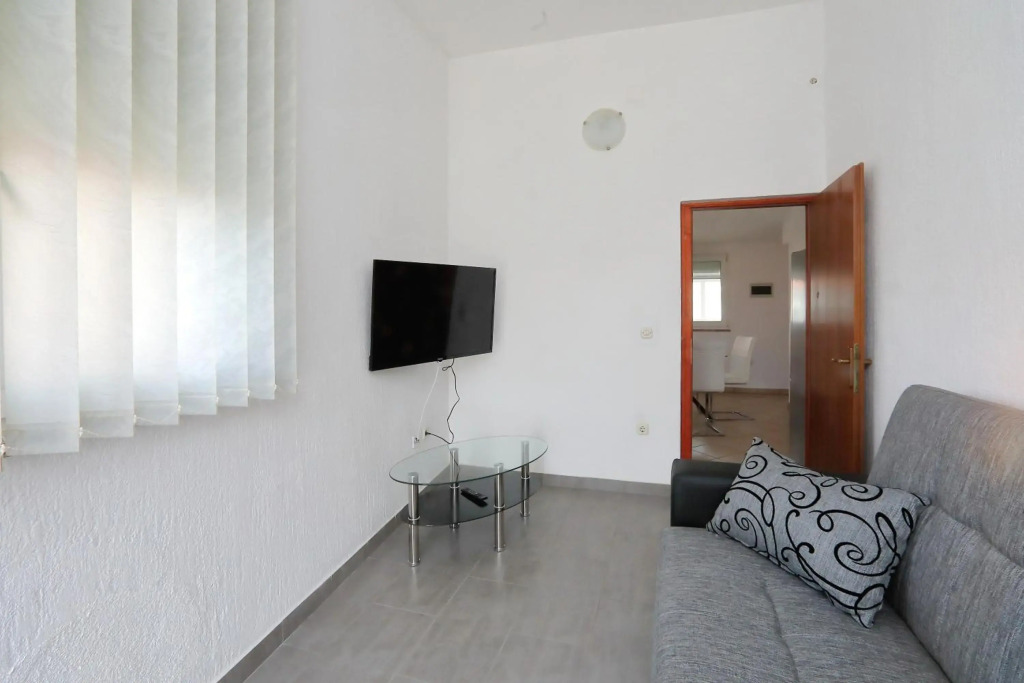 Pepi Apartments 3