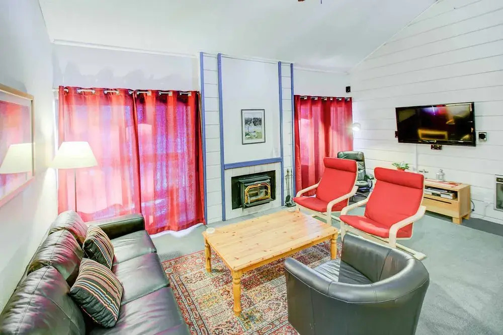 Mountain Shadows B08 - One Bedroom Condo