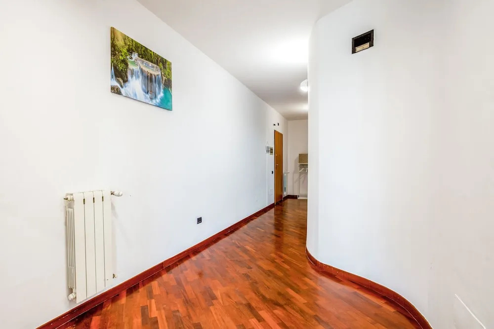 Bari Waterfront Apartment