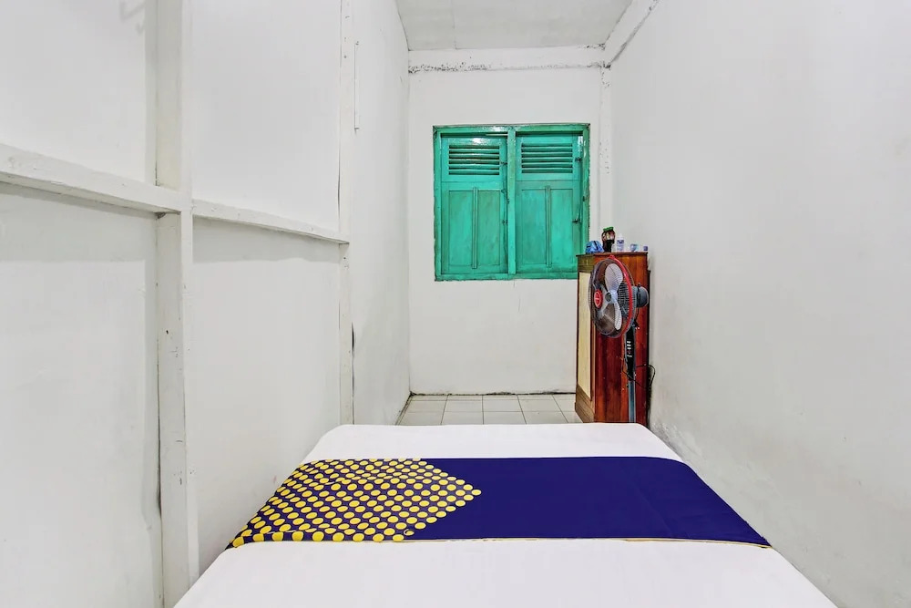 Hotel O Karomah Kostel Syariah