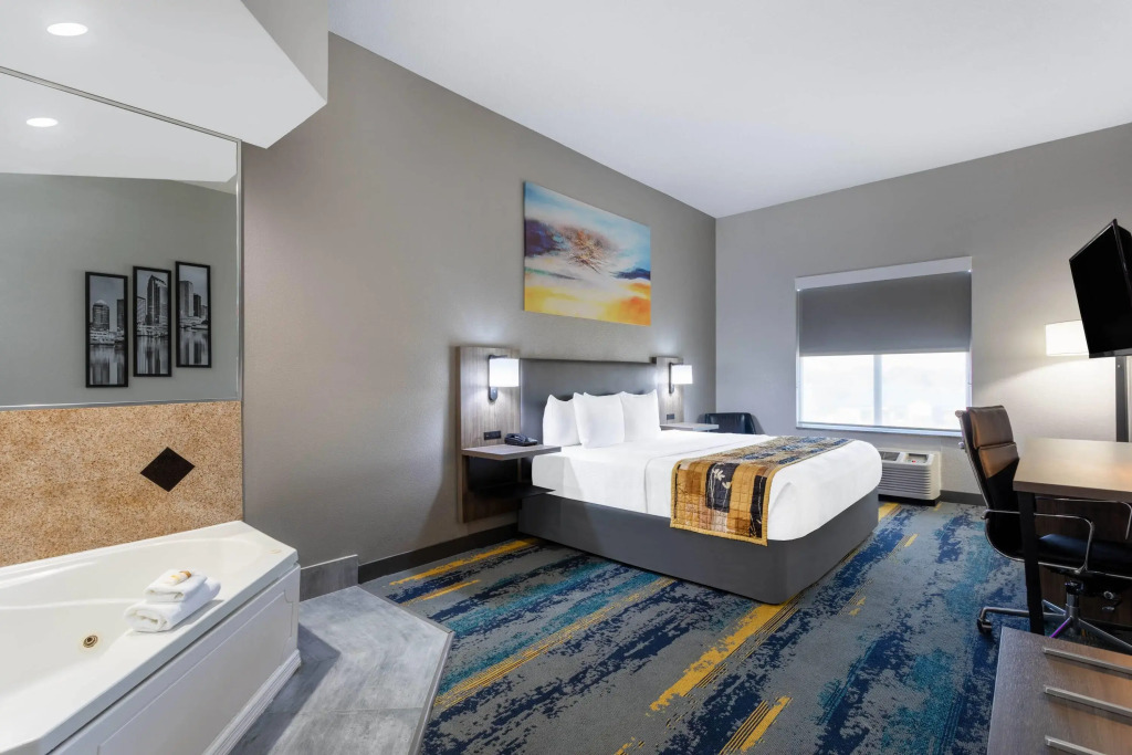 La Quinta by Wyndham Tampa Central