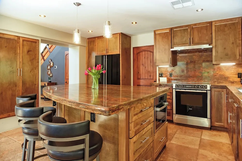 Red Rock Views & Fire Pit: Stunning Sedona Home