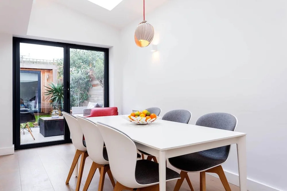 Cubitt Terrace Retreat