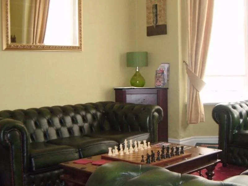 Linden Lodge