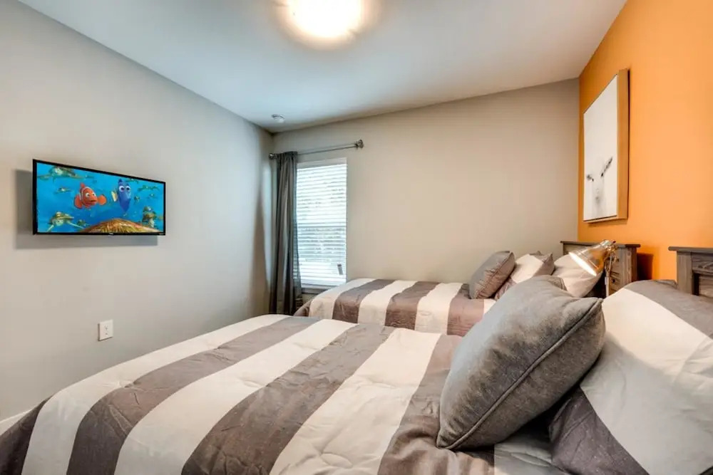 Wonderful Townhomes With Four Bedrooms Close to Disney