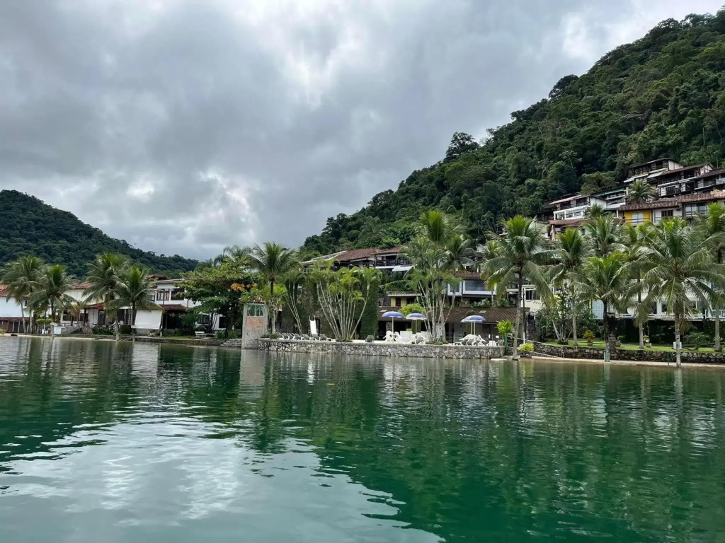 Casa Em Angra Dos Reis - Praia Do Engenho