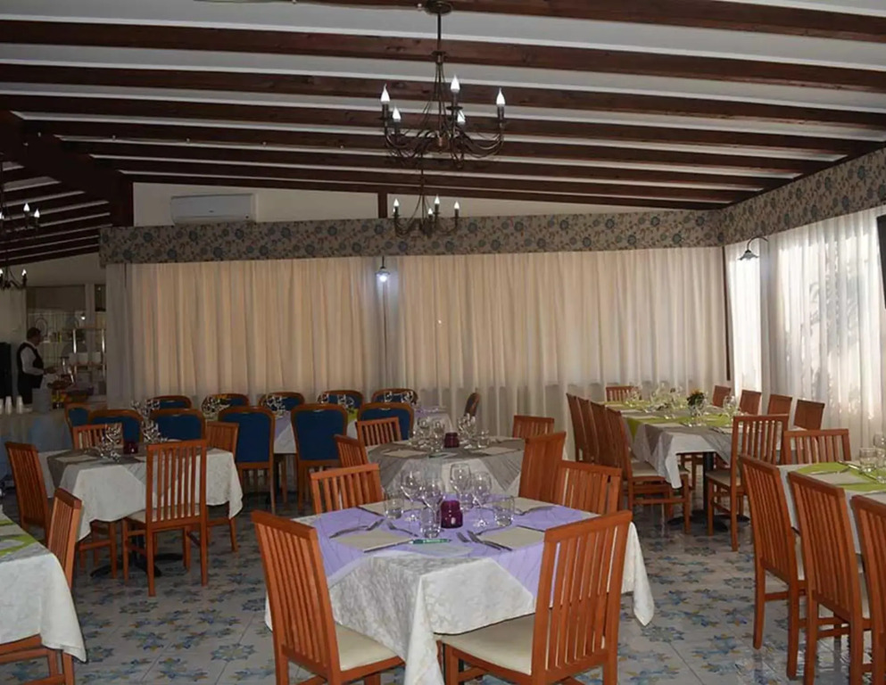 Costa Hotel