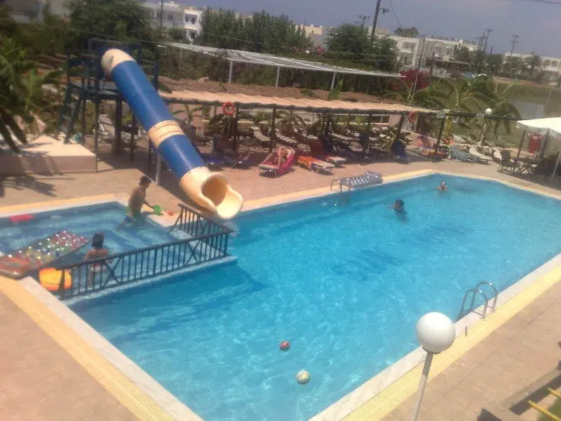 Sunshine Hotel & Apartments