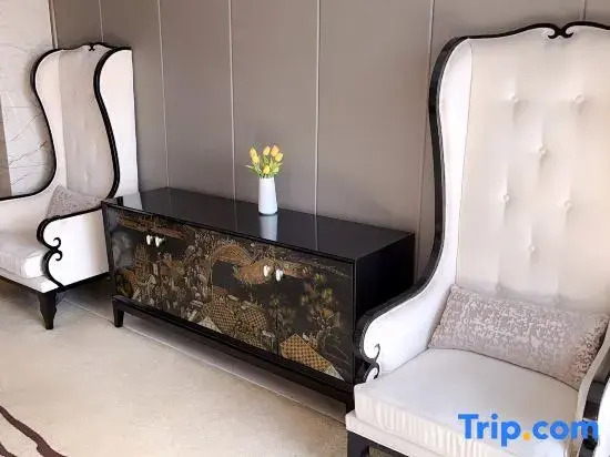Yingjiang Triumph Hotel