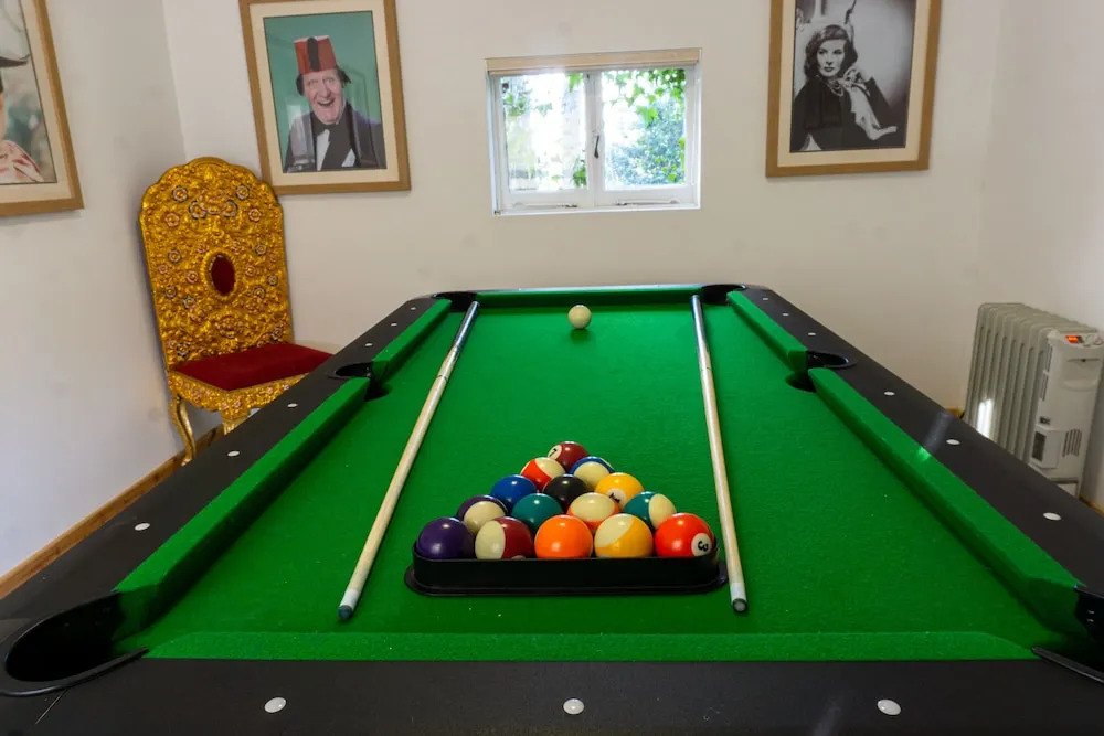 Newton Manor House - Luxury Retreat Sleeps 13