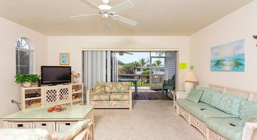 Erwins Beach House #2 by Vacation Rental Pros