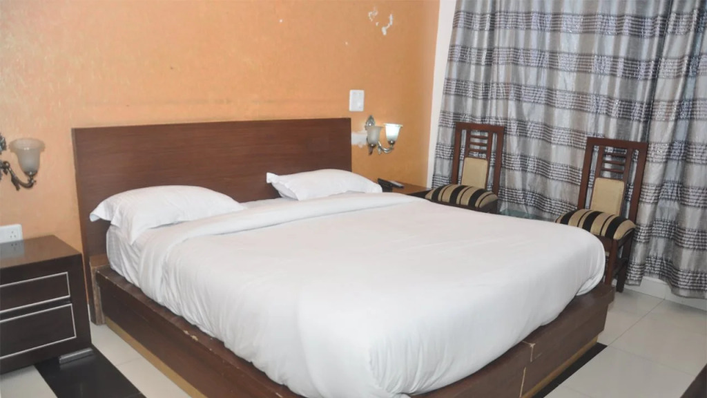 Hotel Hill Inn
