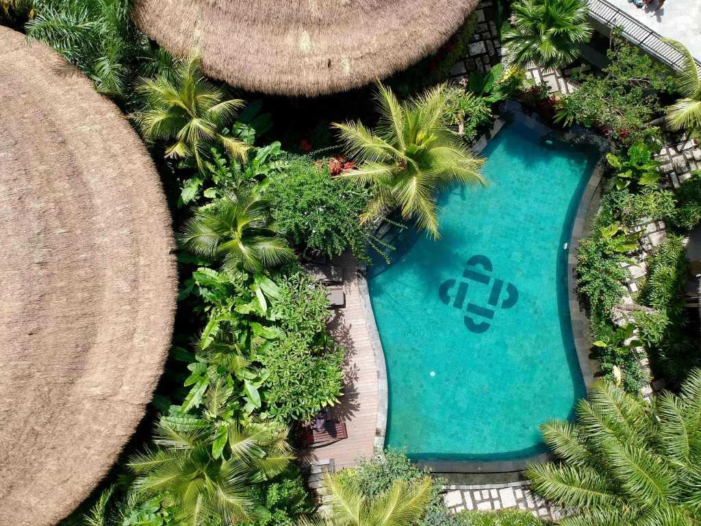 Honai Resort