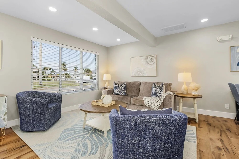 Beach Haven - 240 Virginia Ave - Bogo24 4 Bedroom Home by RedAwning, Fort Myers Beach