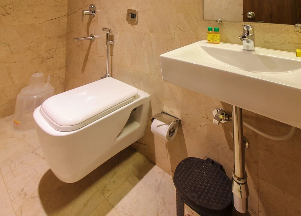 FabHotel Adlon Andheri East