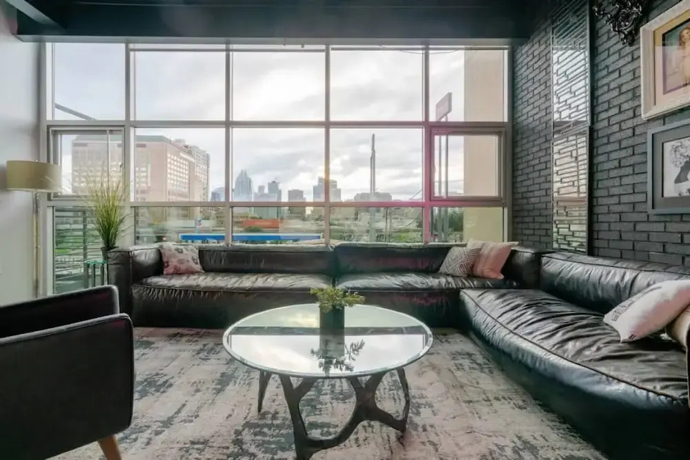 Swanky Townhome