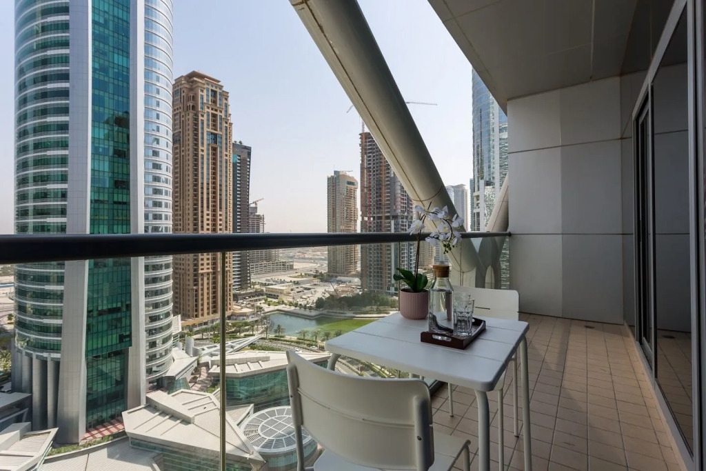 Bright Studio 5' to Jumeirah Beach&Marina Mall