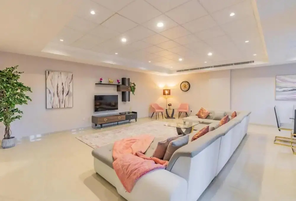 GLOBALSTAY. Sarai Private Pool Homes and Villas