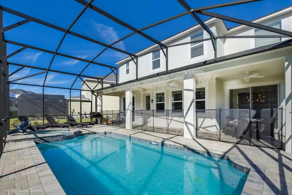 7 BD 5 BH Villa Game, Pool and Spa