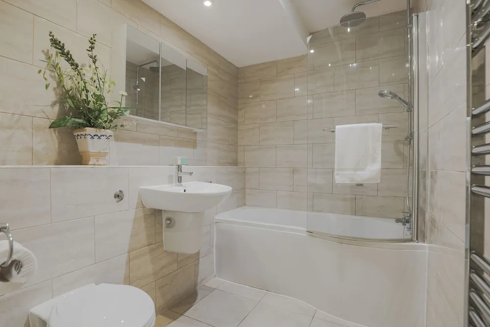 Notting Hill Grove Apartments