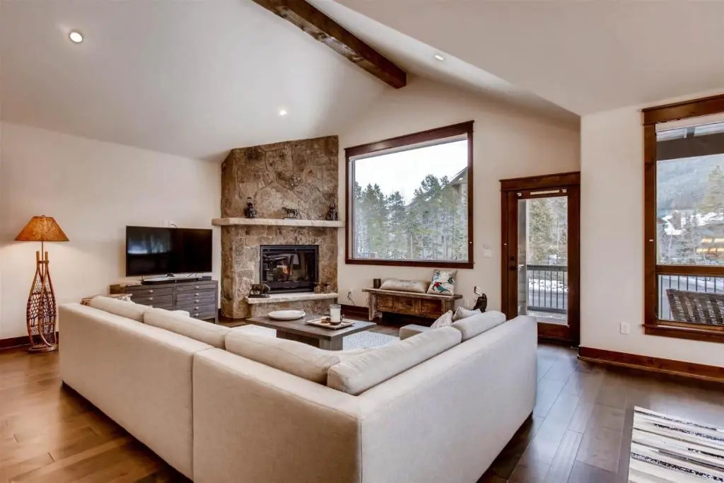 Spacious 3 Bedroom Townhome In River Run Village Within Walking Distance To Gondola And Restaurants