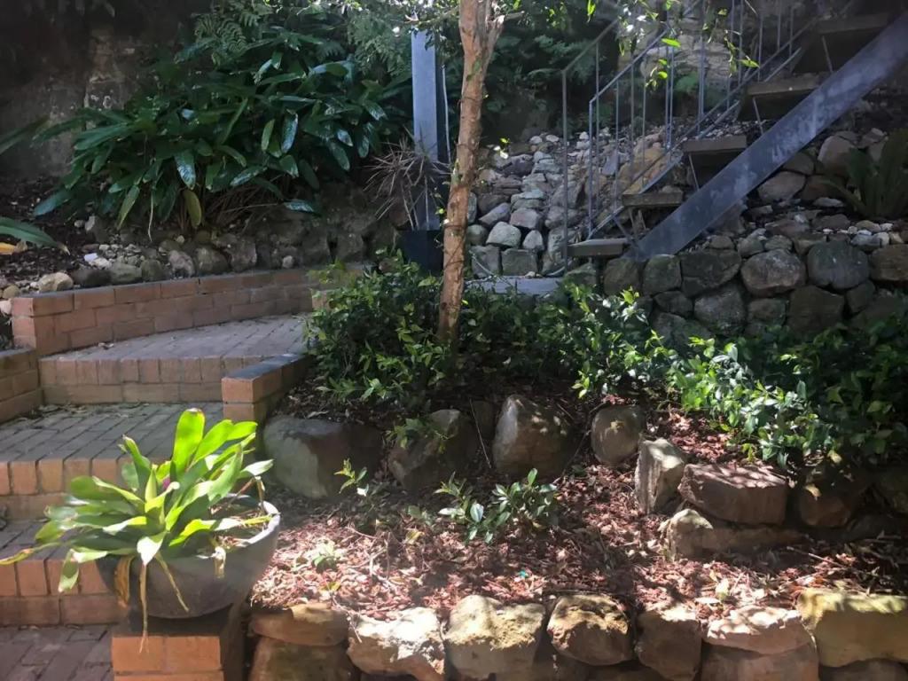 Serenity by the Lake - Romantic Waterfront Couples Getaway
