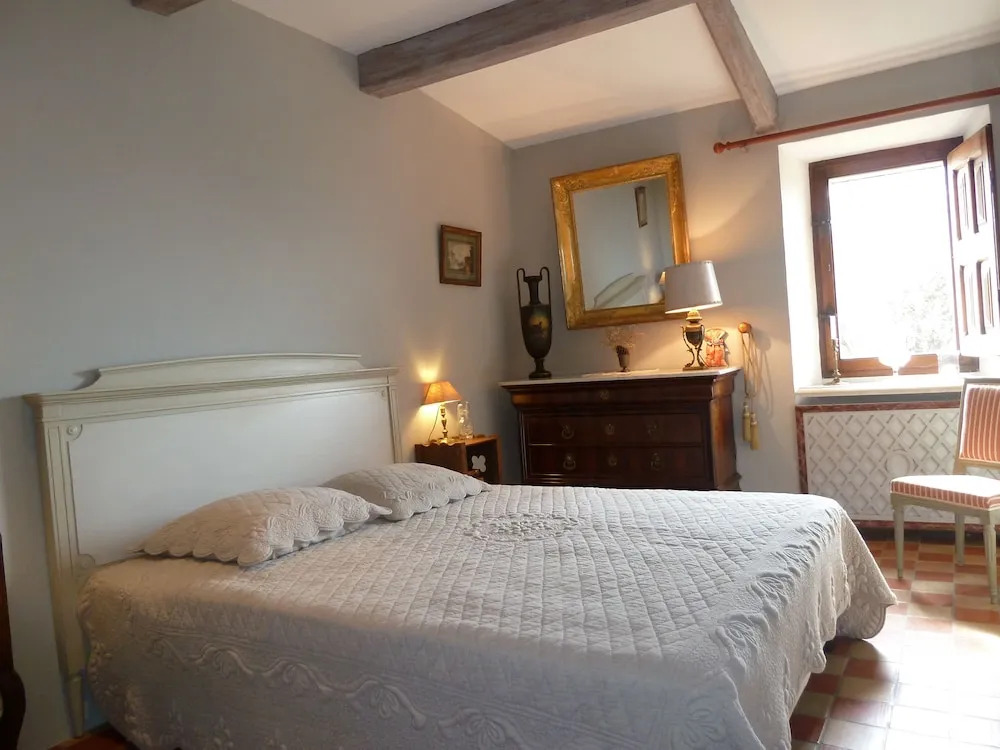 Domaine La Lauren avec piscine chauffée et jacuzzi