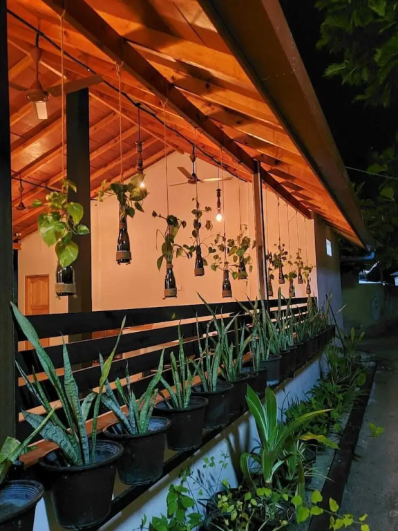 Kingsway Thoddoo Guest House