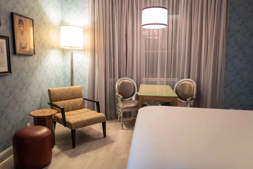 Hotel Fiona