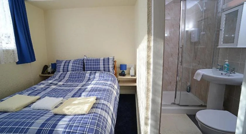Lynmoore Guest House