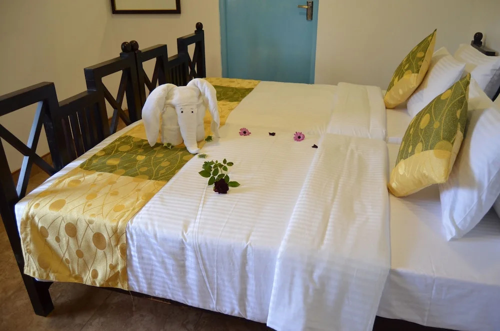 Golden Grove Villa
