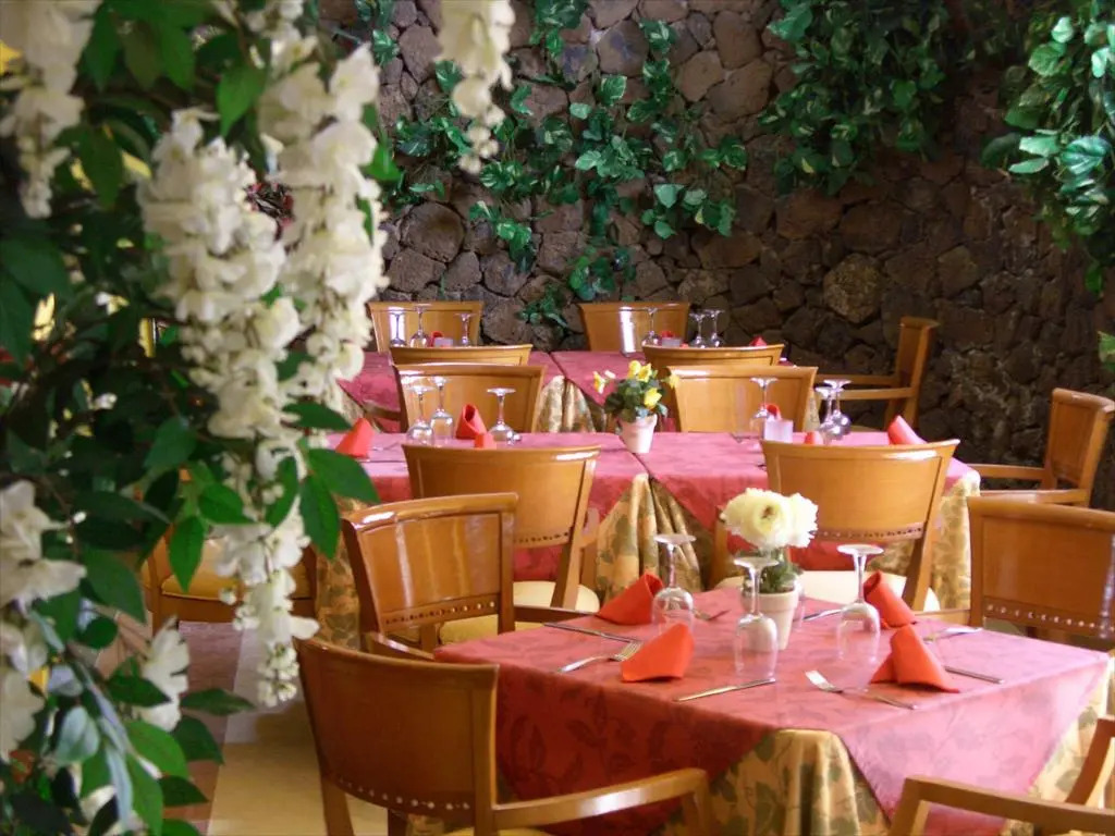Suite Hotel Montana Club