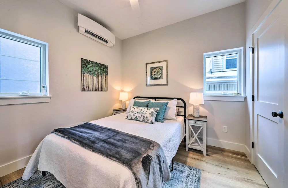 Spacious Portland Home: Walk Downtown