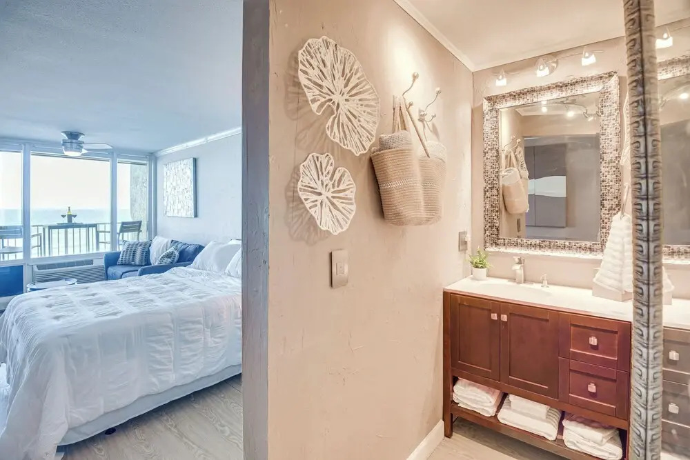 Daytona Beach Retreat: Beach Access!