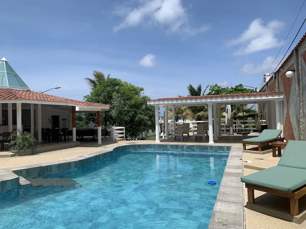 La Mar Hotel Playas