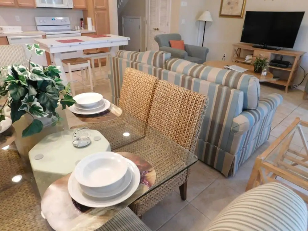 Coral Cay 2475
