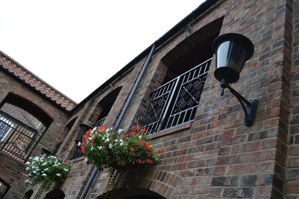 The Exchange Coach House Inn