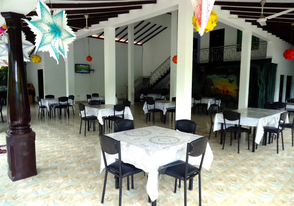 Rock Side Hotel and Restaurant