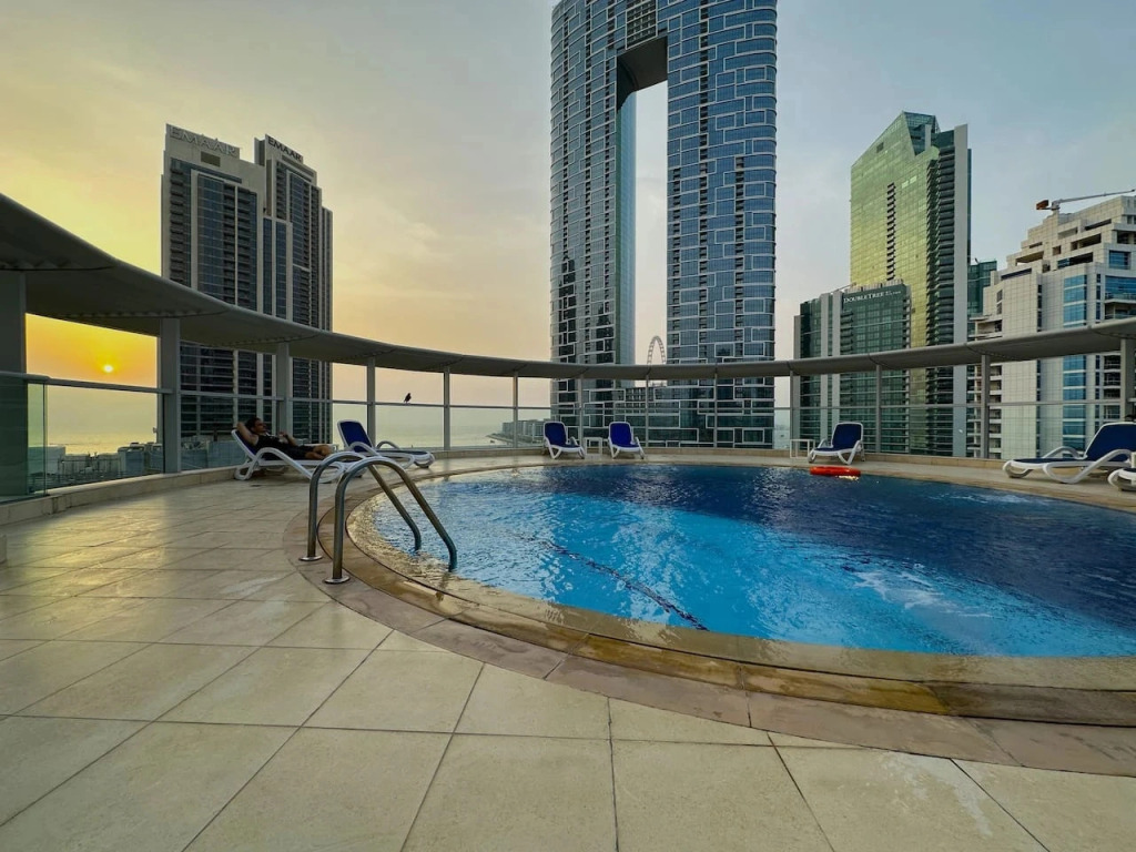 Квартира 7th Floor Sea & Canal View 1BR Near Beach