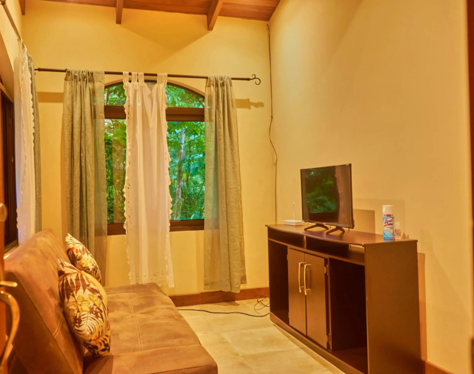 One Bedroom Villa on 20 Acres of Nature! "Bird Paradise"