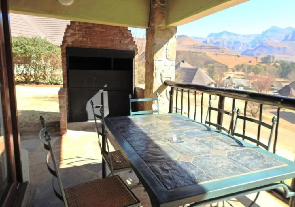 124 Fairways Drakensberg Gardens