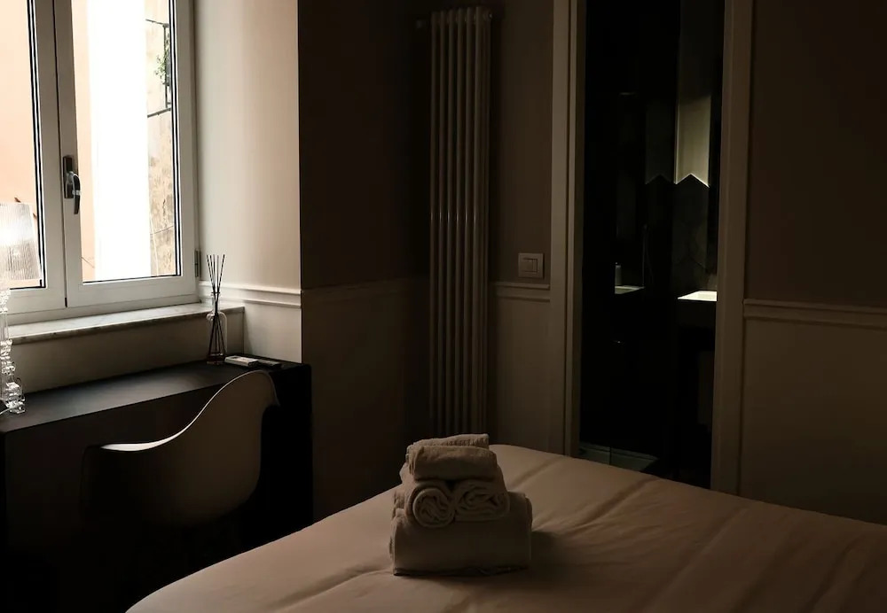 Toledo Boutique Rooms