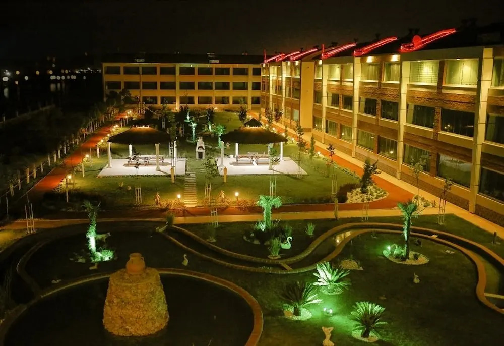 Oguzhan Residence