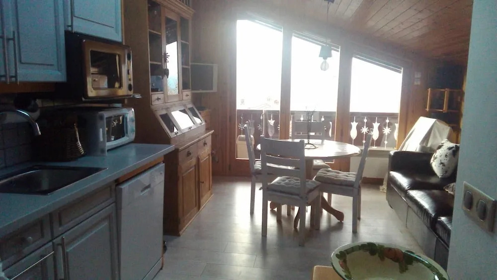 St Gervais, Home With A View; 3 Beds, Pkg, Central