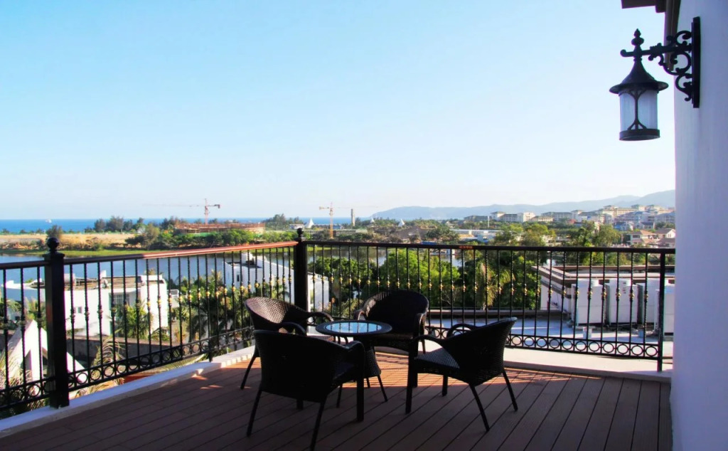 Отель Sanya Yalong Bay Sintra Suites