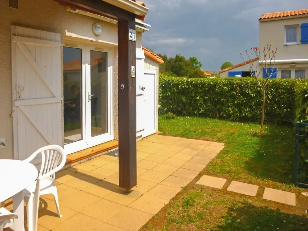 Maison Bord De Mer