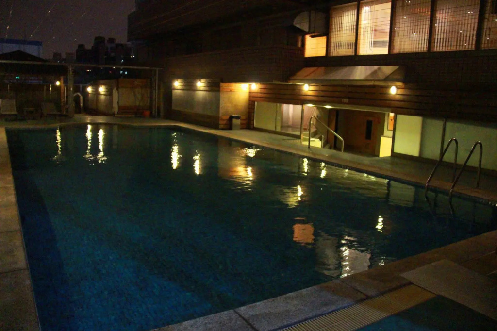Crystal Plaza Hotel Kaohsiung