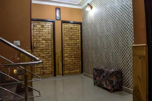 Hotel Kashmir Inn