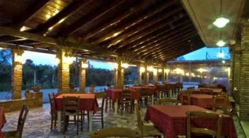 Fotis Rooms